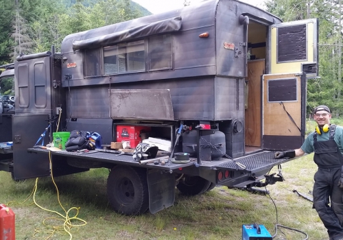 20 Fuso 4 x 4 work shop and Tim