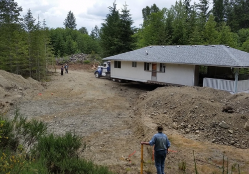 17 Arriving at house site